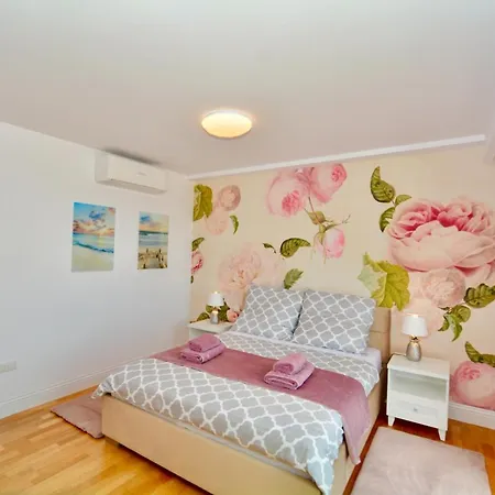 Blue Diamond Luxury With Amazing Seaview In