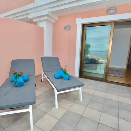 Blue Diamond Luxury With Amazing Seaview In *