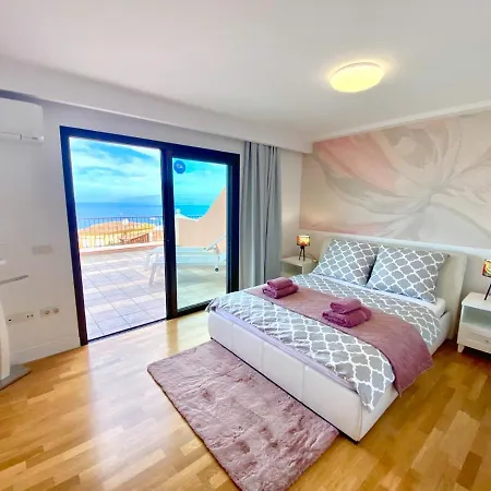 Blue Diamond Luxury With Amazing Seaview In *
