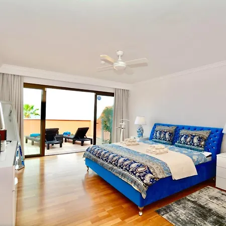 Apartment Blue Diamond Luxury With Amazing Seaview In *